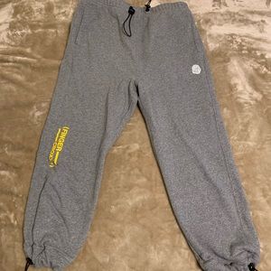 Fingercroxx 3/4 joggers size M